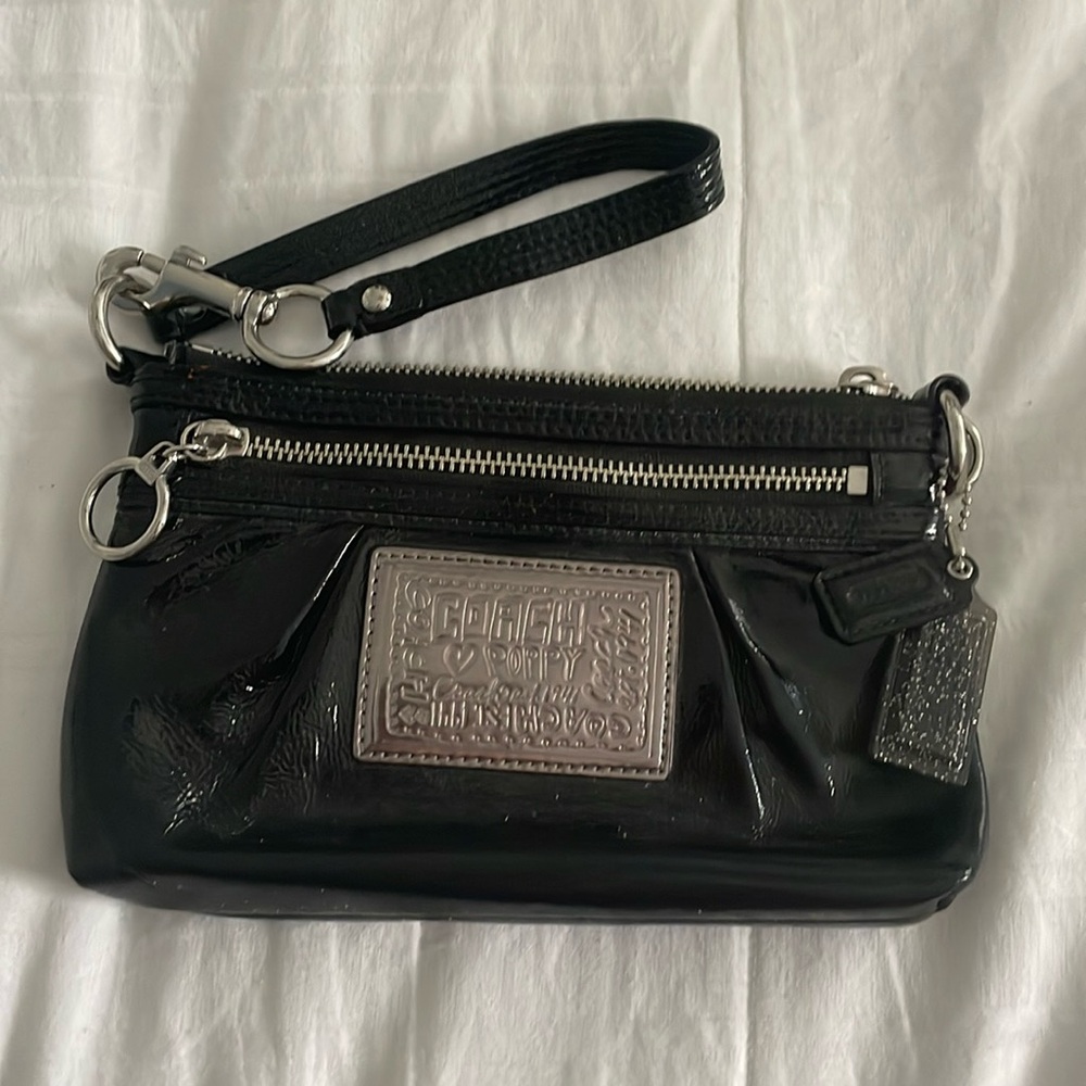 Coach poppy wristlet